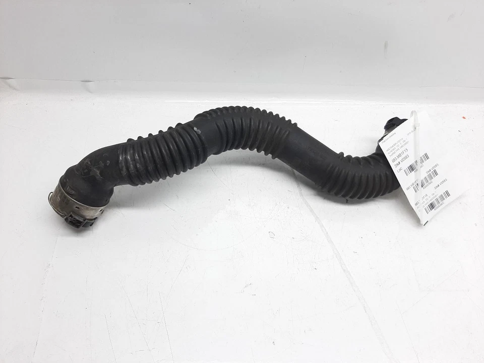 Tubo de carga manguera de inducción Mercedes GLA250 2465200001 Foto 4 de 4