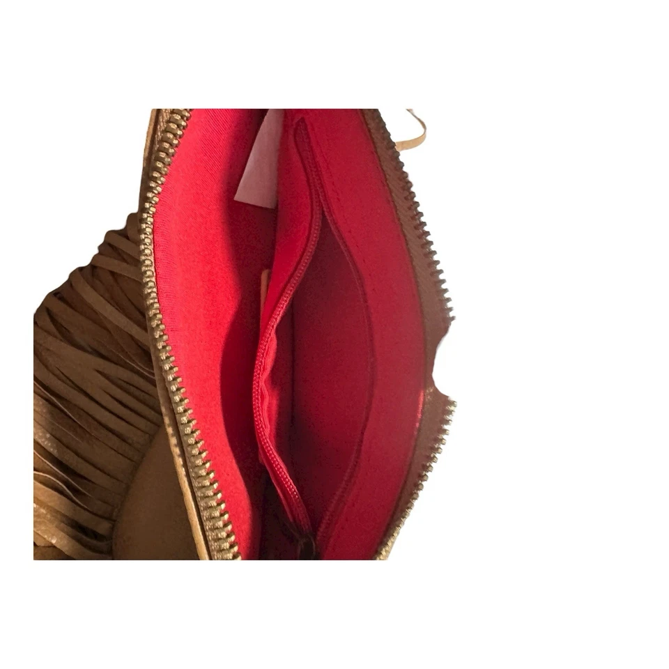 Bolso sin asas CARLOS Flecos Muñequera Camel Tostado Boho Festival Cuero Vegano Occidental Foto 3 de 3