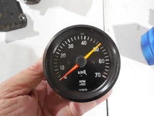 Vintage Tachometer VDO Cockpit 7000 RPM 6 / 8 Cylinder Made in USA