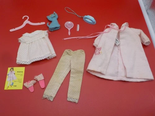 Vintage Mattel Barbie SKIPPER 1964 DREAM TIME #1909 with Lots of Accessories