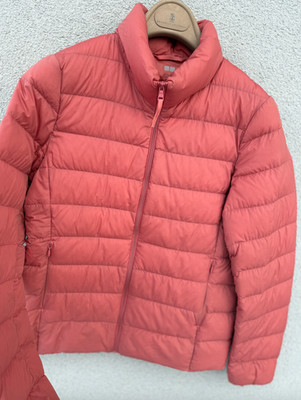 Uniqlo leichte Daunenjacke Damen SMALL PINK Daunen Federn wasserabweisend