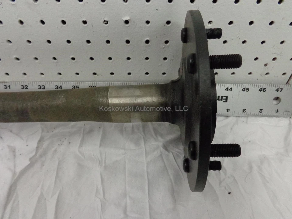 Chevy Blazer Rear Axle Shaft OEM GMC Jimmy K10 14071750 - Image 2 of 4