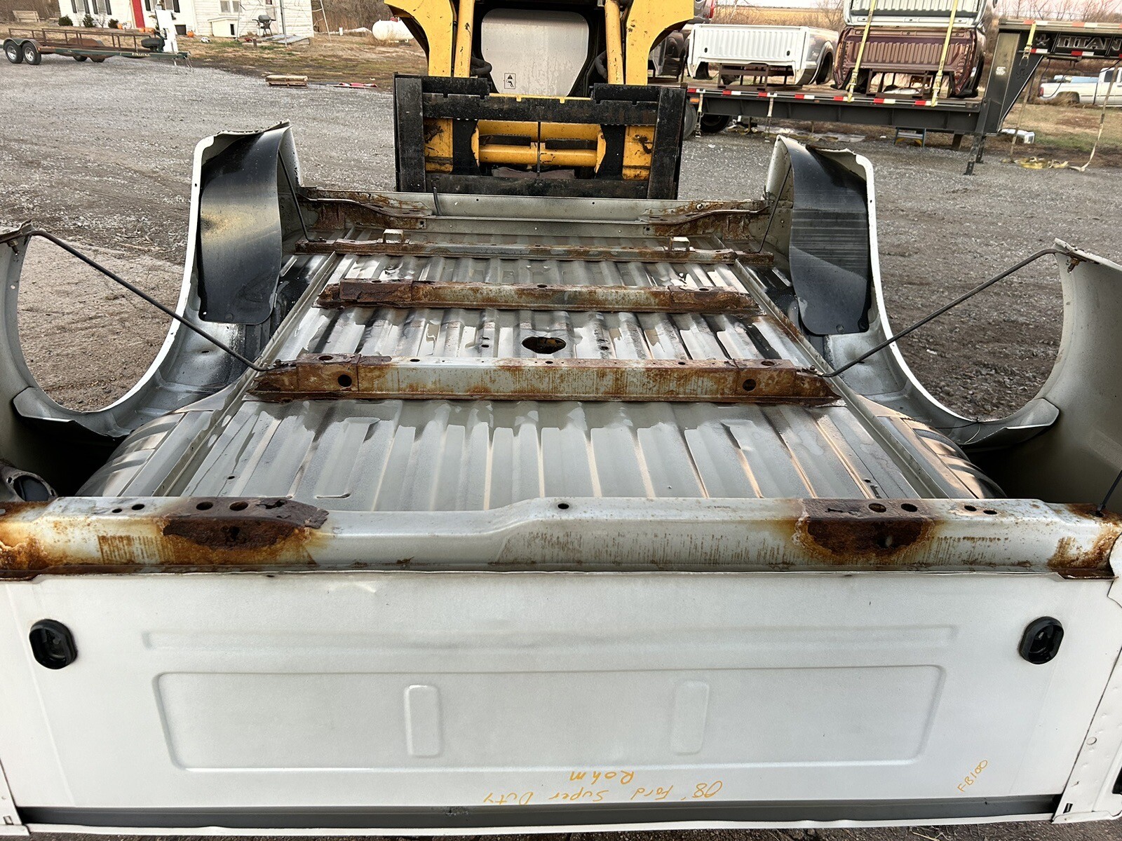 9910 Ford Superduty 6.9’ Box Super Duty Short Bed F250 F350 White 99