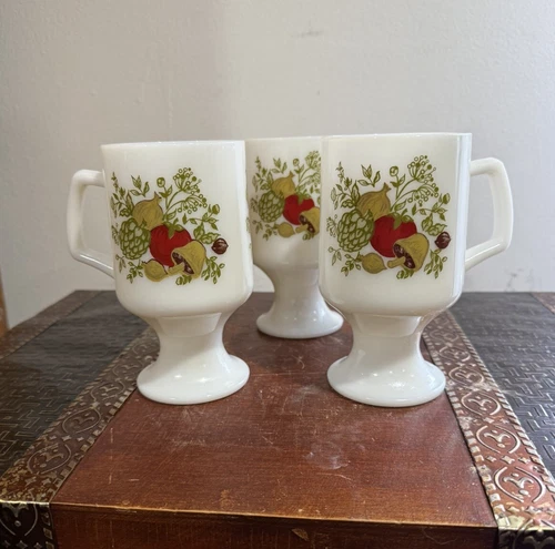 Corning Ware  Spice of Life Milk Glass 10 oz. Pedestal Coffee Mugs Vintage Set 3