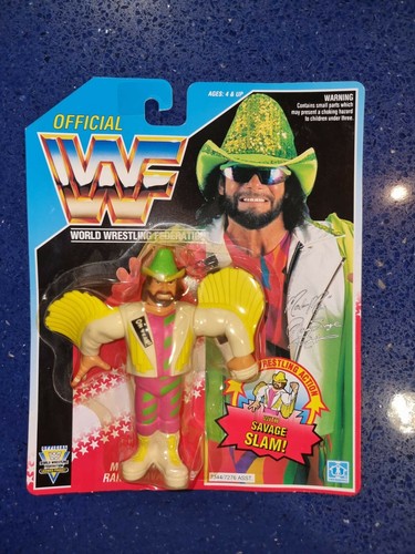 WWF Hasbro Macho Man Randy Savage MOC Series 5...