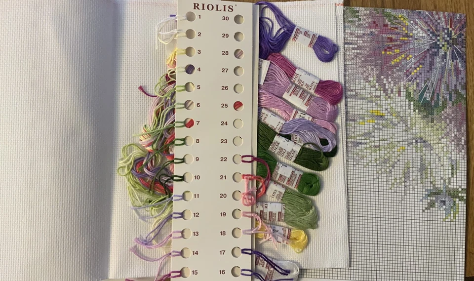 Riolis  #1389 Cross Stitch Kit Asters Floral Arrangement In Vase - Image 3 of 3