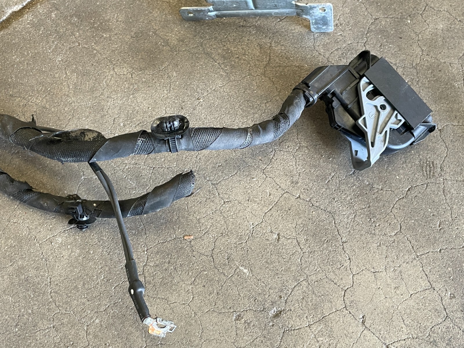2014-2017 Maserati Quattroporte GTS Left Headlight Lamp Wiring Harness 1574 OEM