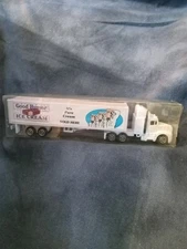 GOOD HUMOR ICE CREAM DIE CAST TRACTOR TRAILER TRUCK Toy 8X2 est. Original Box