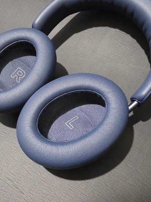 MINT Bose QuietComfort Ultra Noise Canceling Headphones Lunar Blue