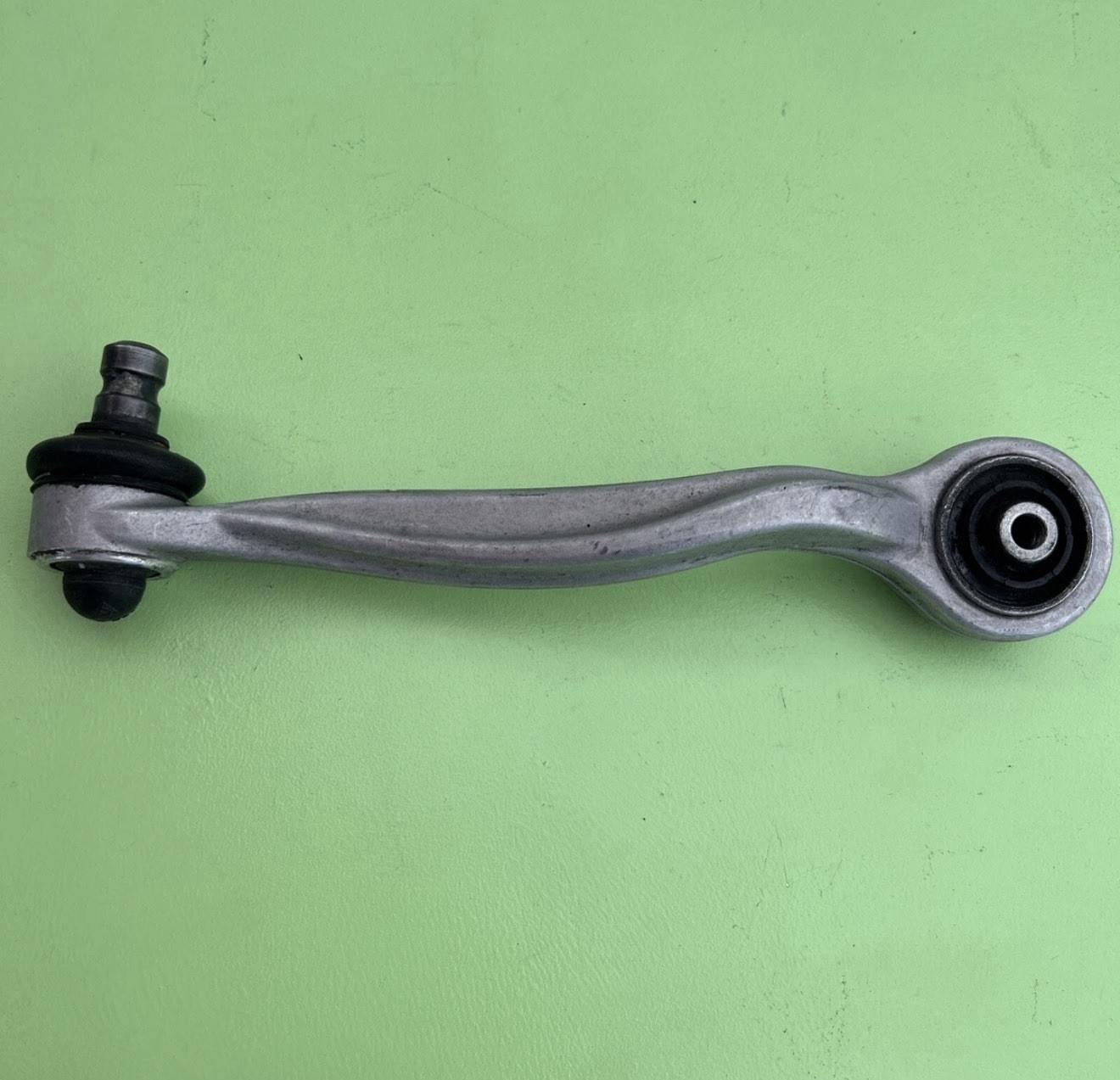 Bentley Flying Spur 2006-2010 REAR+RIGHT Control arm P/N 3W0407510