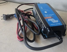 Victron BPC120531104R Blue Smart IP65 Charger 12v/5A #363E