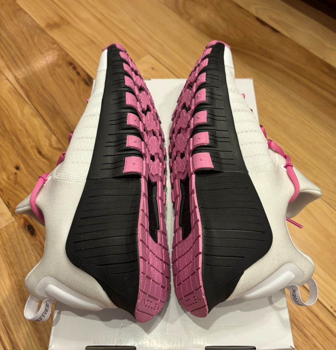 Nike By You Free Metcon 6 White Pink Black IM1373 900 Women's Size 11.5 Men's 10 thumbnail 6