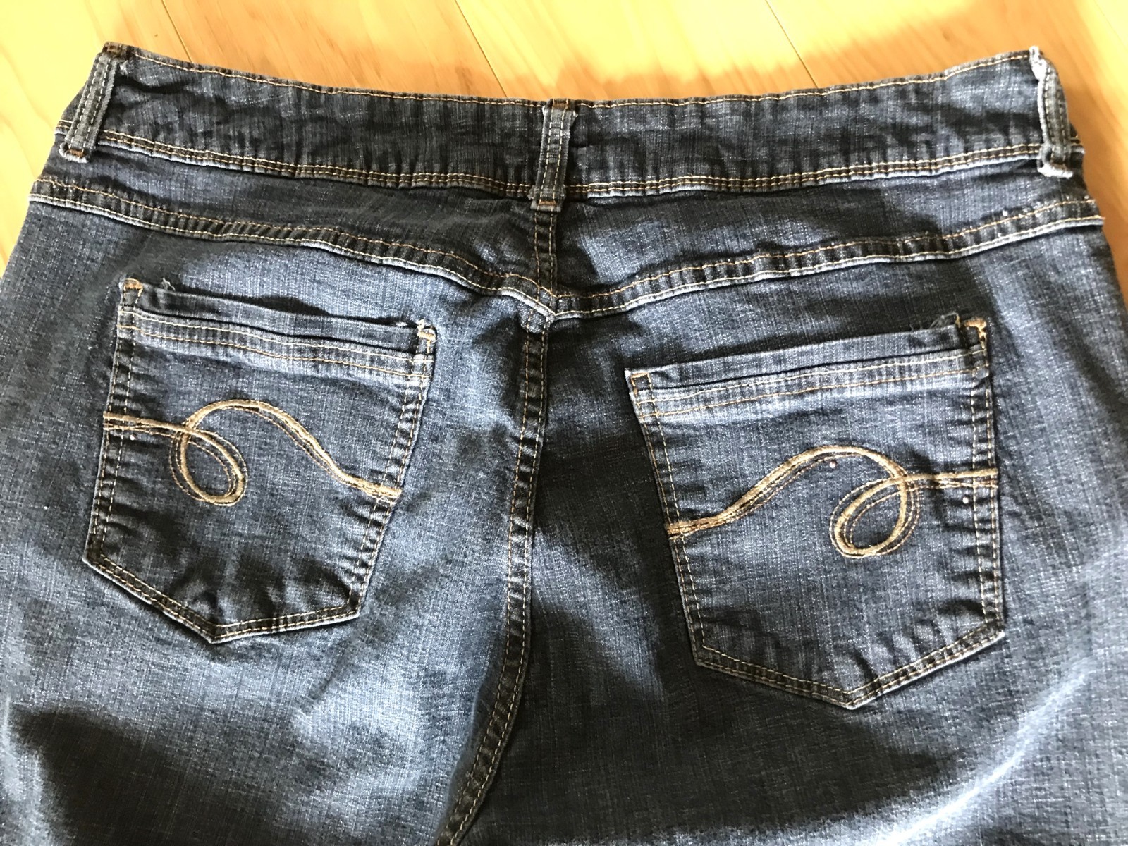 Upcycled Patchwork Jeans: Handmade Raw Edge Hippi… - image 5