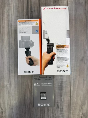 Sony Vlogger Accessory Kit ACCVC1 GP-VPT2BT Wireless Grip 64GB SD Card Lot NEW