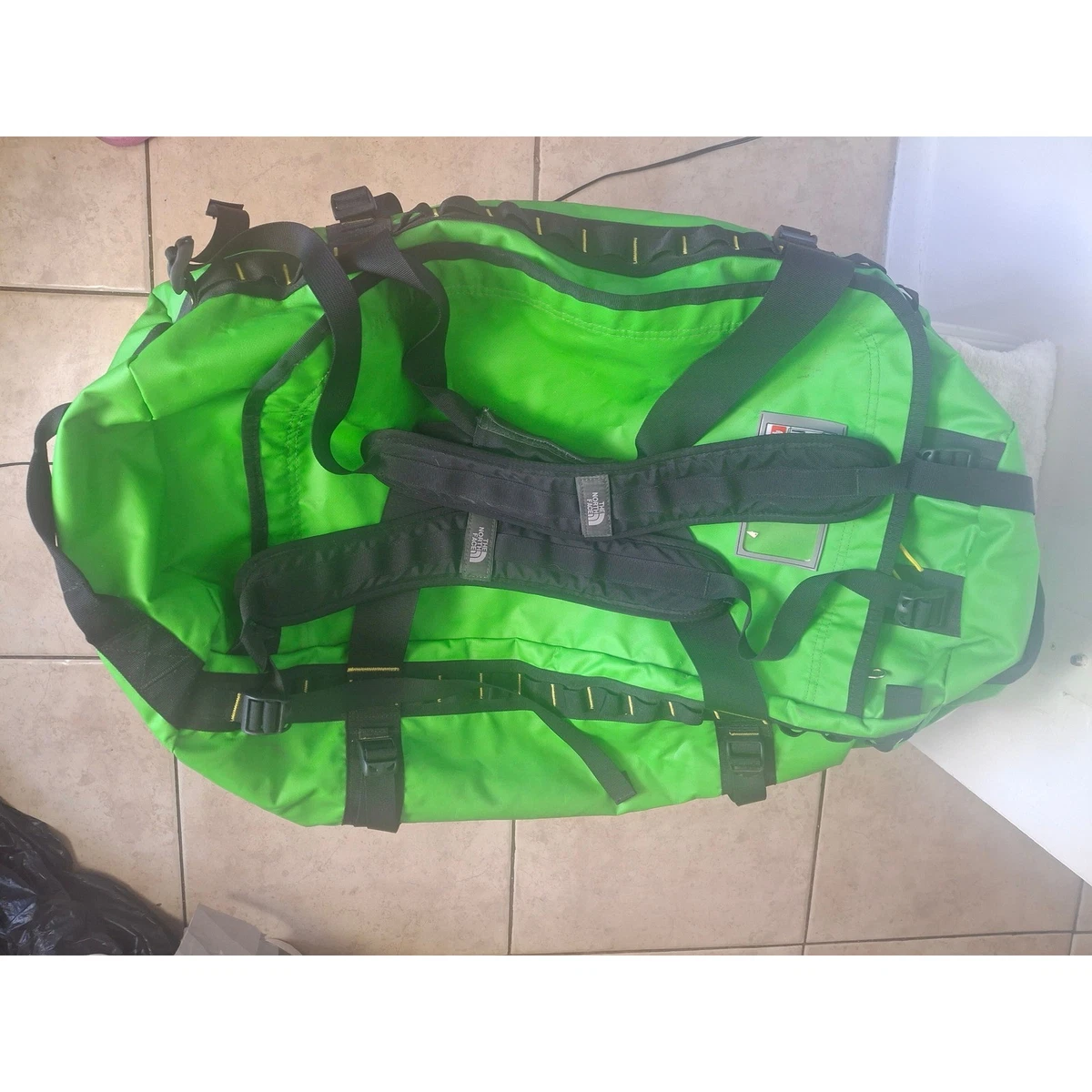 jansport backpack l Big Student SB Nike Brasilia Drawstring Color:Chartreuse Crawfish cj.discount=CJSAVE25 a dedicated laptop sleeve