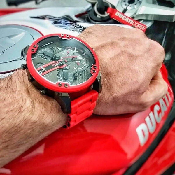 Diesel DZ7370 Mr.Daddy 2.0 Men's Watch - Red for sale online Diesel DZ7370 Mr.Daddy 2.0 Men's Watch - Red for sale online