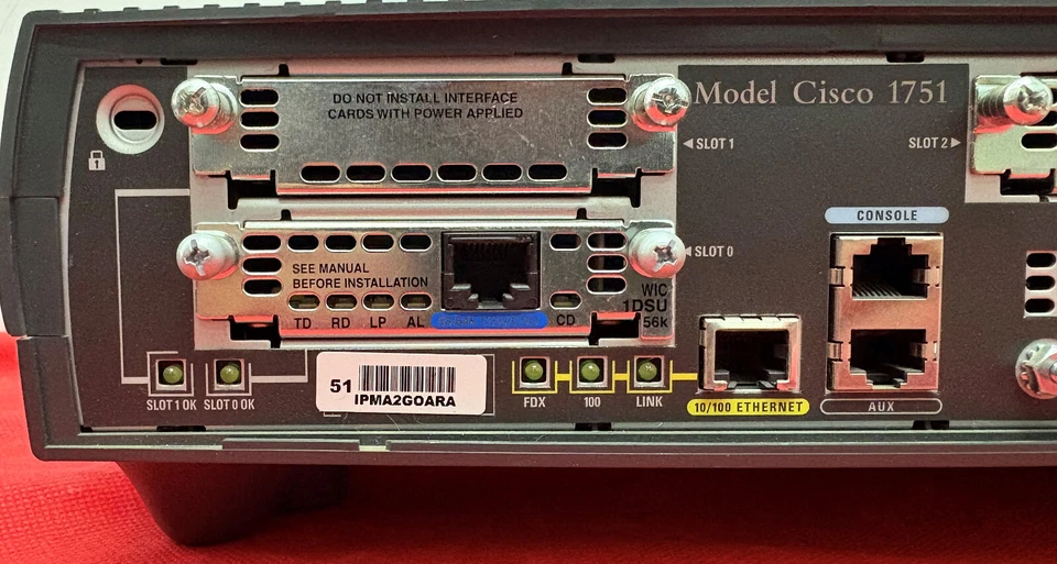 CISCO SERIES 1700 ROUTER WIRED  1751 (NO POWER CORD) 5 AVAILABLE - Image 4 of 4