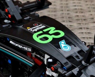 LEGO Mercedes W14 F1 42171 George Russell 63 GR63 Custom Driver