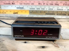 Vintage Spartus Foax Wood Look Model # 1108 Red LED Alarm Clock Tested Working