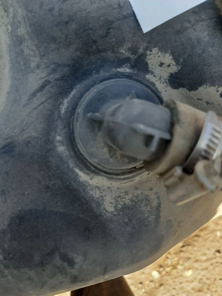 2003-2004 DODGE RAM 2500 Fuel Tank 5.9L Diesel 8' Foot Long Bed Box 32 Gal - Image 2 of 4