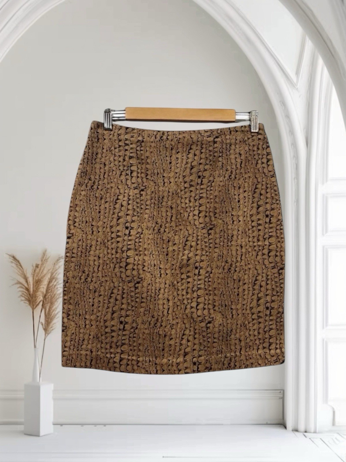 S.L.B Womens Animal Print Pencil Skirt Size 8 Soft Stretch Y2K Holiday Chic