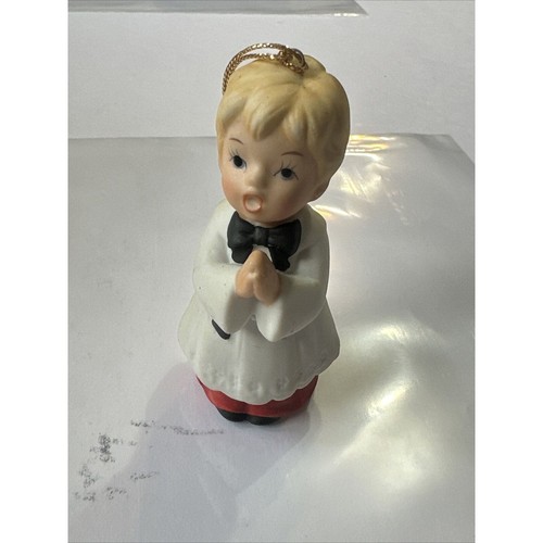 VTG Homco Christmas Choir Boys Figurine Ornament Porcelain Praying #5552 - Picture 1 of 5