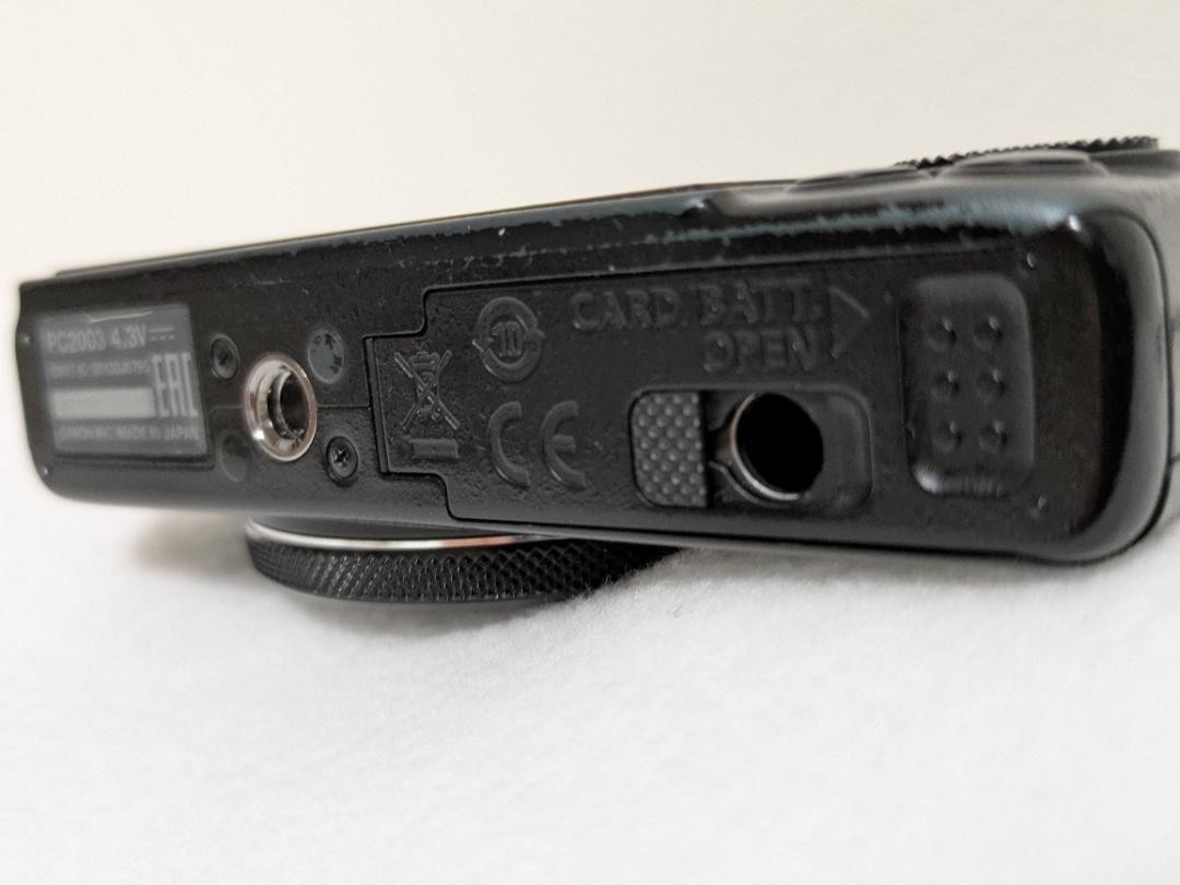 Canon PowerShot S120 Black 12.1MP 5x optical zoom Digital Camera