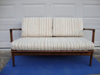 Nice Kofod Larsen Selig Walnut Mid Century Modern/ Eames Era Danish Sofa chair