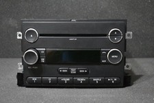Ford OEM Car Radio CD MP3 Player AM/FM Stereo AUX Input 8L1T-18C869-CD -UNTESTED