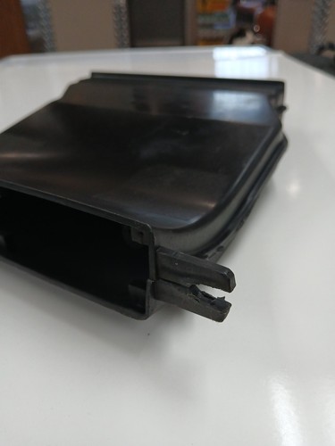 70 71 72 Cutlass F85 442 Center Dash A/C Vent Adapter 404735 404736 - Picture 4 of 6