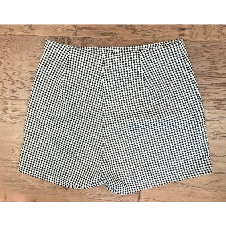 Pantalones Cortos Kendall and Kylie Blanco y Negro a Cuadros Talla Pequeña Foto 3 de 3