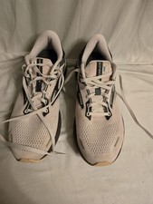 Brooks Men's Pale Pink/Black Low Top Lace-Up Athletic Sneaker Solid Activewear
