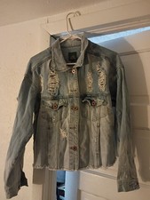 Wild Fable Women's LCropped Denim Trucker Jacket Distressed New