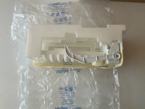 NEW OEM Samsung Refrigerator Ice Maker Assembly DA97-07603B