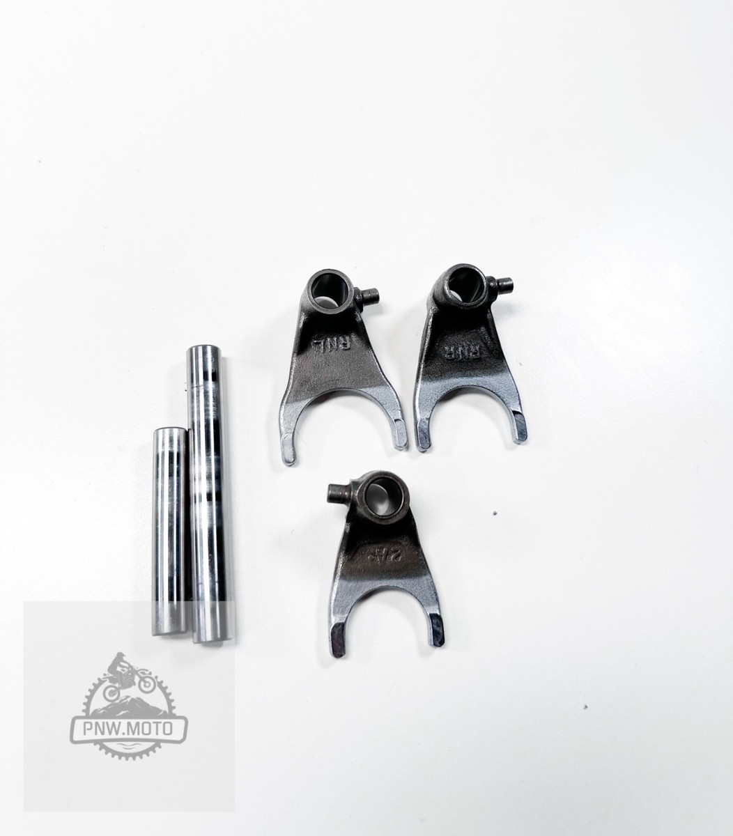 2004 04-07 HONDA CRF250R CRF 250R OEM SHIFT FORK | eBay