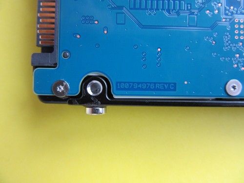 Seagate 4TB 14mm ST4000LM024 2AN17V-566 0001 2.5" HDD April 2018 China WU WFF - Picture 6 of 8