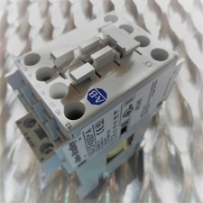 Allen Bradley 700-CF400D  Ser. A  Contactor Relay