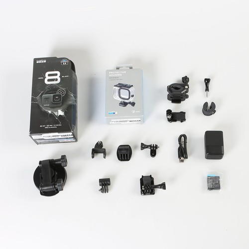 GoPro HERO8 schwarze Actionkamera maßgeschneidertes Montagepaket mit Kamera & Zubehör
