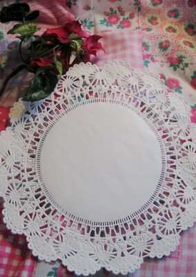 100 pcs 5'' INCH WHITE PAPER CAMBRIDGE LACE DOILY CRAFT DOILY round FREE SHIP