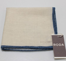 Roda NWT Wool/Silk Blend Pocket Square In Beige w/ Blue Floral Made in Italy