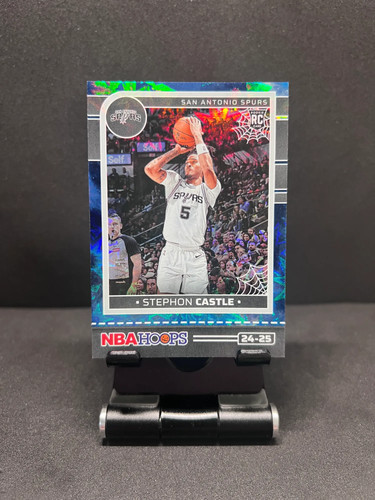 Stephon Castle [Holo Sky] #250 2024 Panini Haunted Hoops card