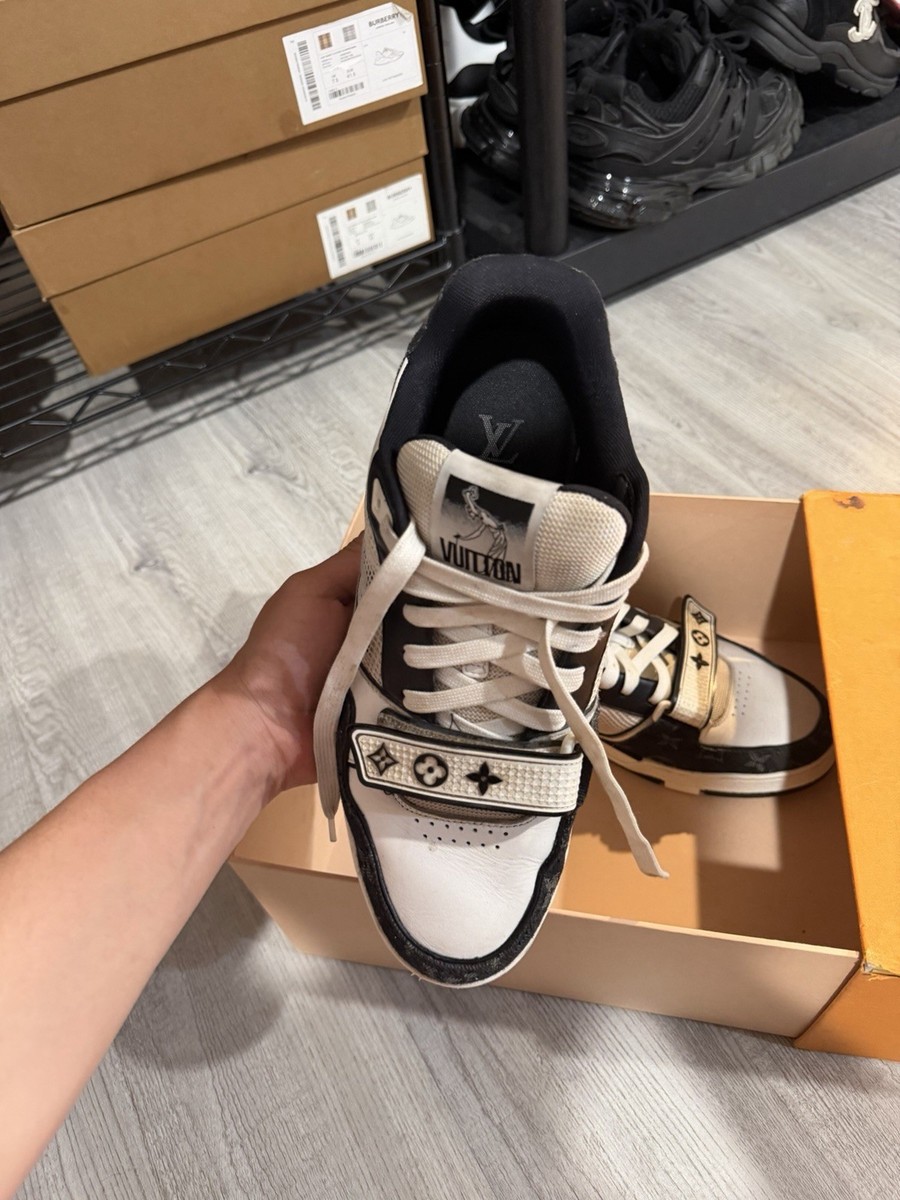 Size 7Lv/8US - Louis Vuitton Black/White Trainer Monogram Logo Men's Sneakers View 2