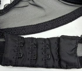 La Perla Black Embroidered Mesh Underwire Bra Back Close Italy Size 32