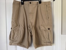 Dockers Men's Cotton Cargo Shorts Size 38 Khaki Excellent Condition.