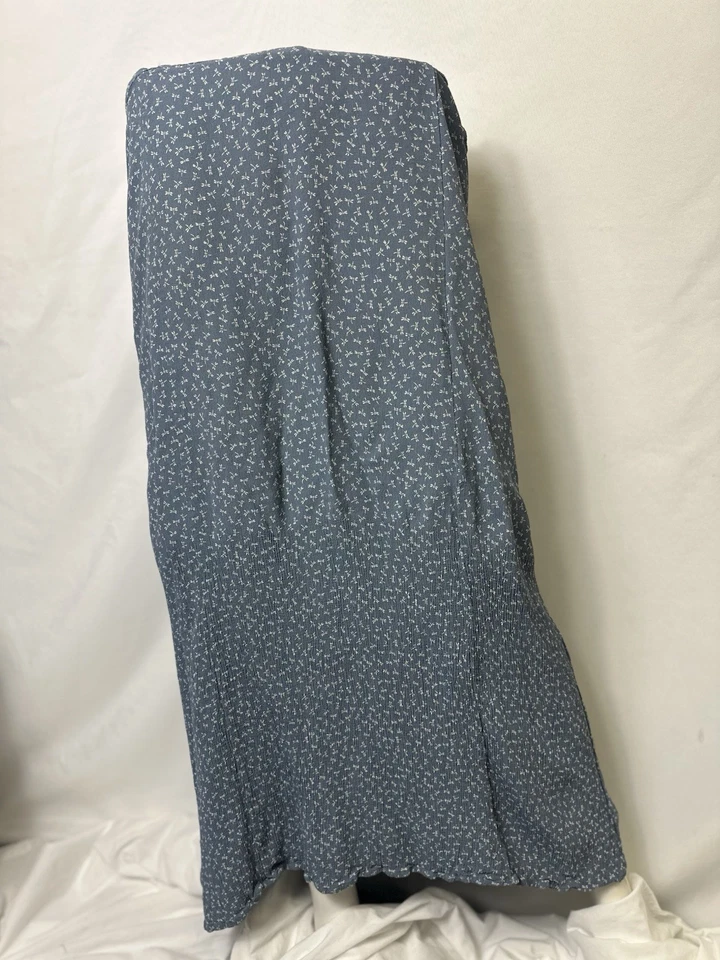 Putumayo Brand Vintage Maxi Skirt Size Medium Blue W White Accent 100% Rayon - Image 4 of 4