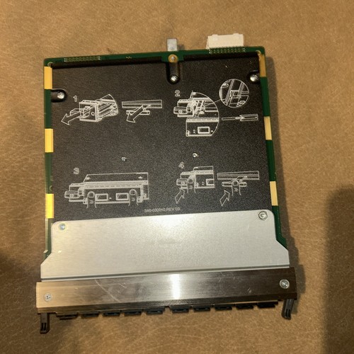 Juniper MIC-20GE-SFP 20-portowy przełącznik NUMER CZĘŚCI: 711-028407R11 JASNONIEBIESKI UCHWYT - Zdjęcie 3 z 4