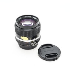 Nikon Nikkor Ai-s 85mm f2 Lens AIS Read 673