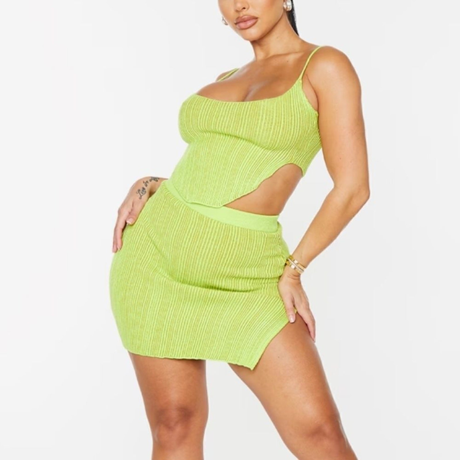 PrettyLittleThing Shape Lime Contrast Split Bodyc… - image 2