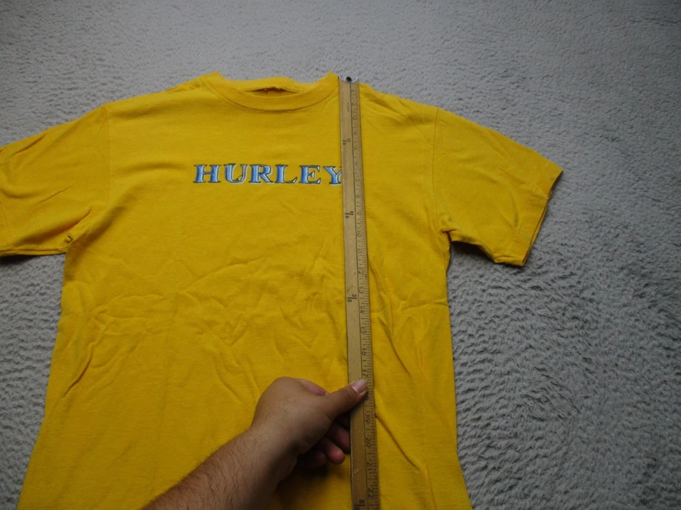 Camisa Hurley De Colección Para Hombres S Amarilla Logo Internacional Gráfico Hecha en Algodón EE. UU. Foto 3 de 4