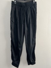 A New Day Jogger Pants Womens Medium Black Relaxed Fit Tapered Leg Drawstring